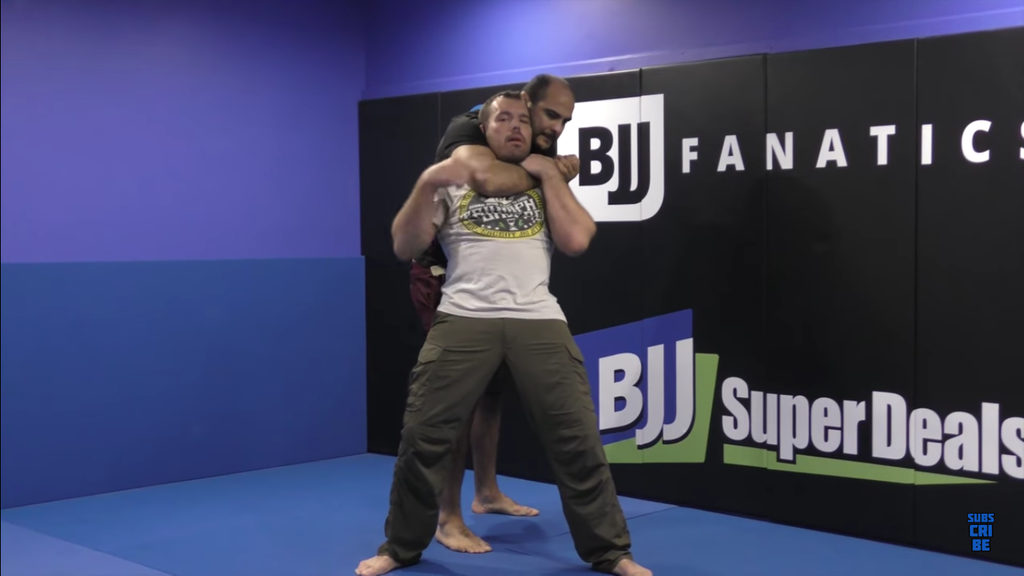 Defend The Rear Strangle With Dean Lister